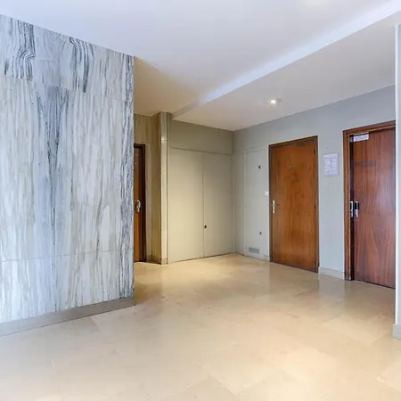 Apartment De Charme Proche De La Tour Eiffel 1br *