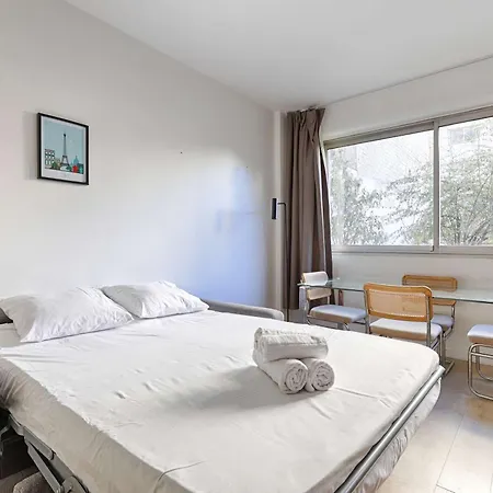 De Charme Proche De La Tour Eiffel 1br *
